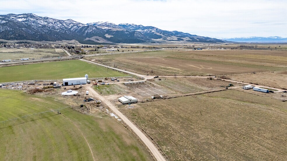 More Photos Of 700 N Center Street, Summit Land For Sale