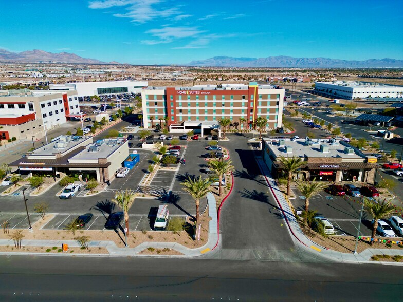 More Photos Of 8460 W Sunset Rd, Las Vegas Unknown For Lease