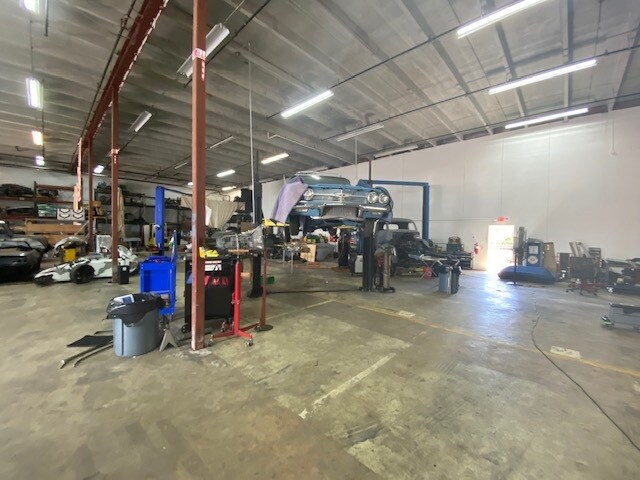 More Photos Of 1700-1800 NW 1st Ave, Boca Raton Warehouse For Lease