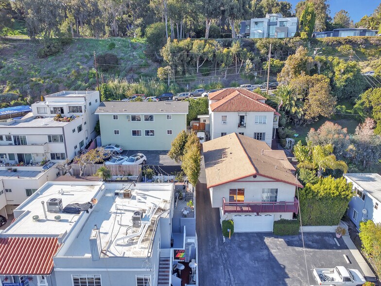 More Photos Of 153-157 W Channel Rd, Santa Monica Apartments For Sale