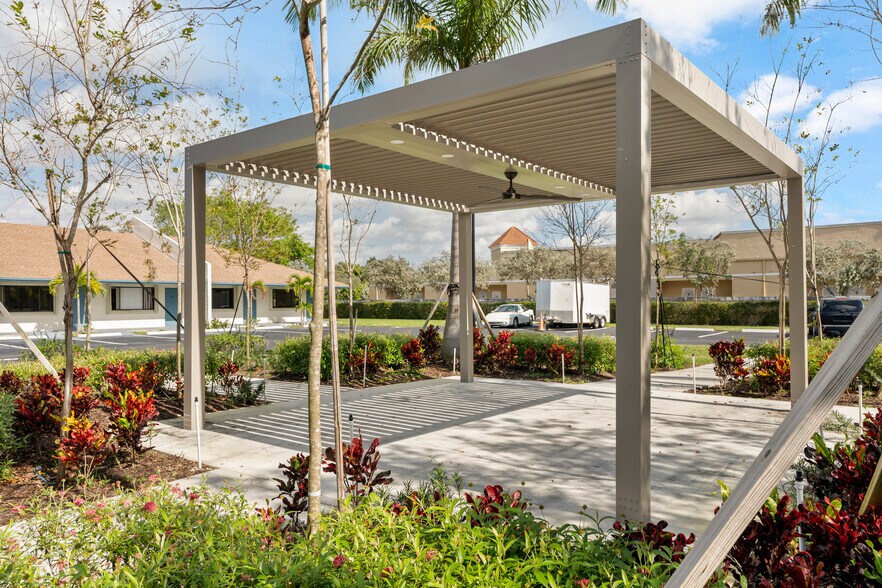 More Photos Of 4177 S Congress Ave, Lake Worth Apartments For Sale