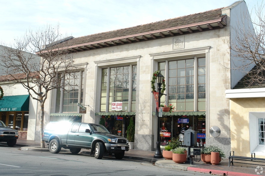 More Photos Of 482 Alvarado St, Monterey Storefront Retail Office For Lease