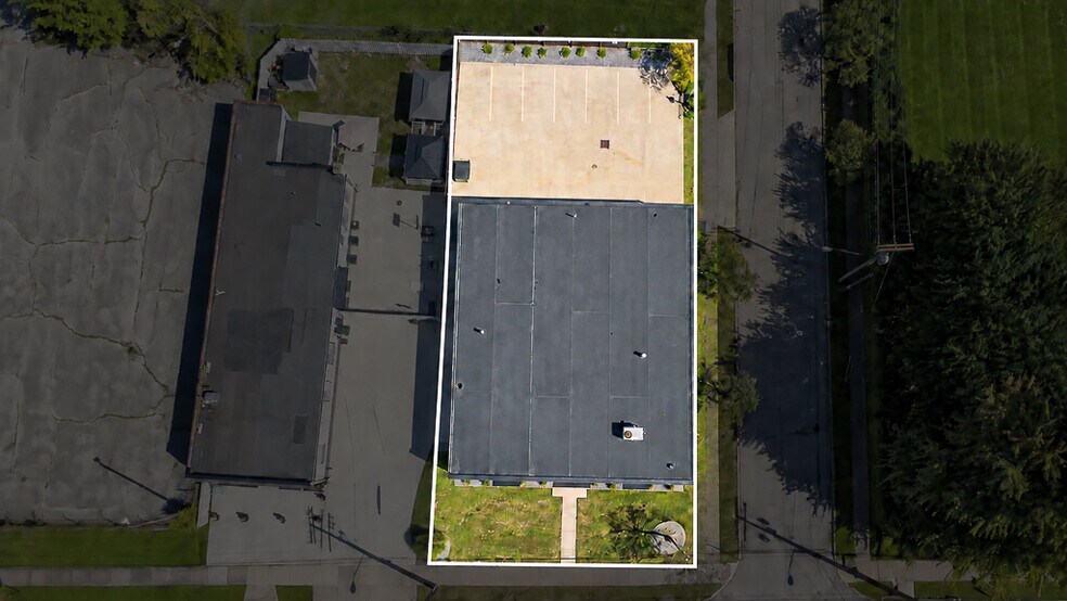 More Photos Of 1537 Chardon Rd, Euclid Industrial For Sale