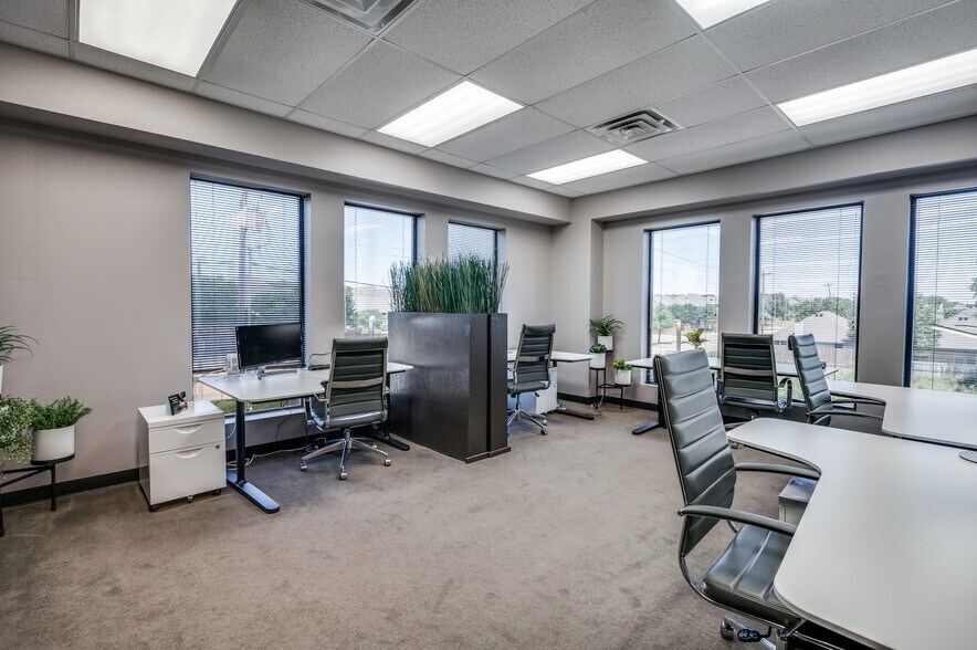 More Photos Of 9500 Ray White Rd, Fort Worth Coworking Space
