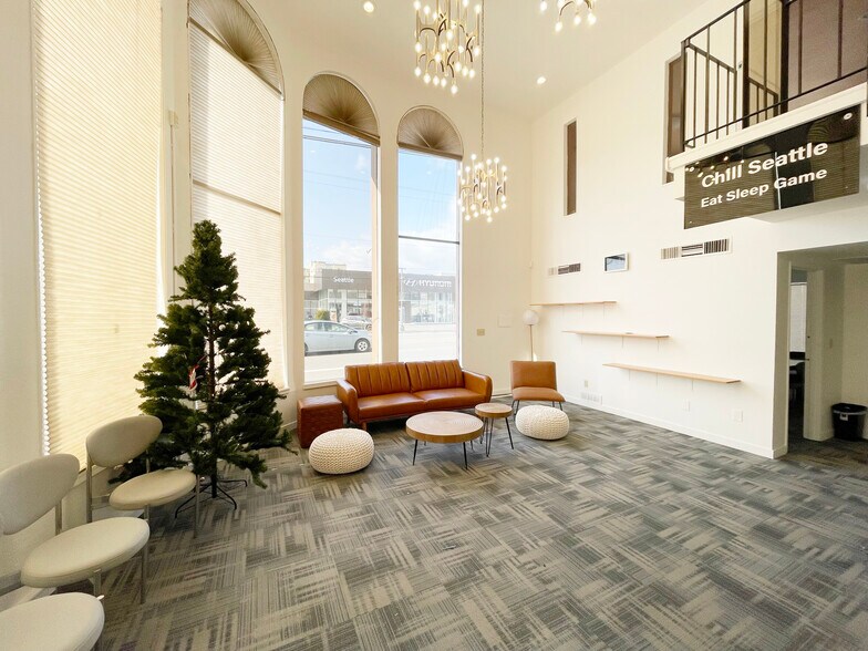 More Photos Of 14000 Aurora Ave N, Seattle Auto Repair For Lease