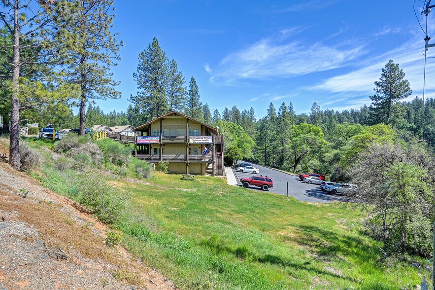 More Photos Of 10015 Alta Sierra Dr, Grass Valley Office Residential For Sale