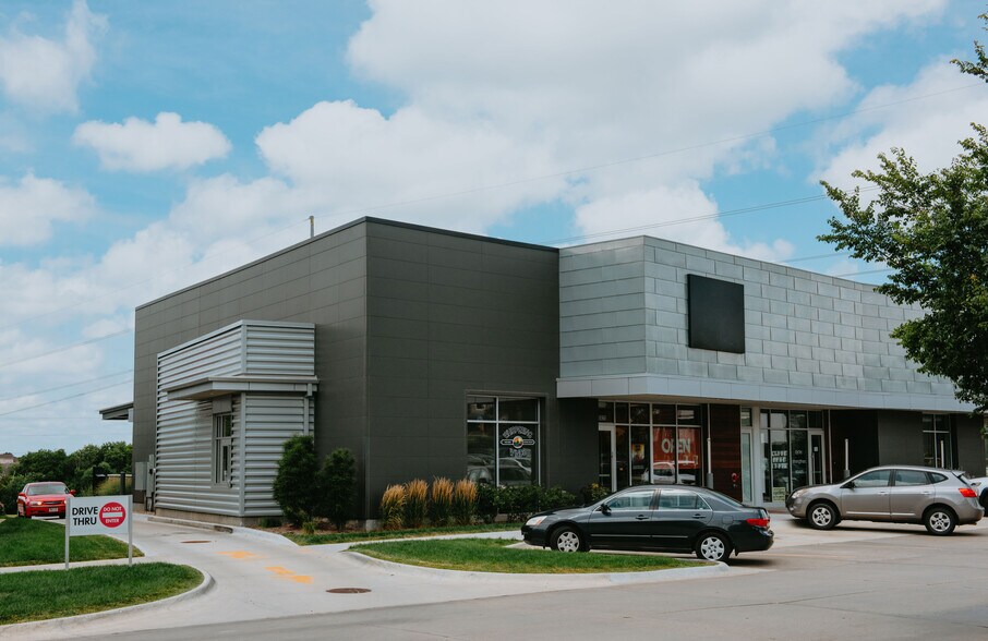Primary Photo Of 5025 Lindberg St, Lincoln General Retail For Lease