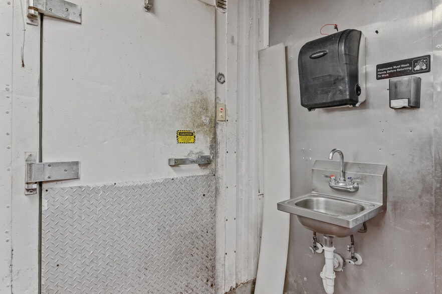 More Photos Of 5426 Antoine Dr, Houston Fast Food For Sale