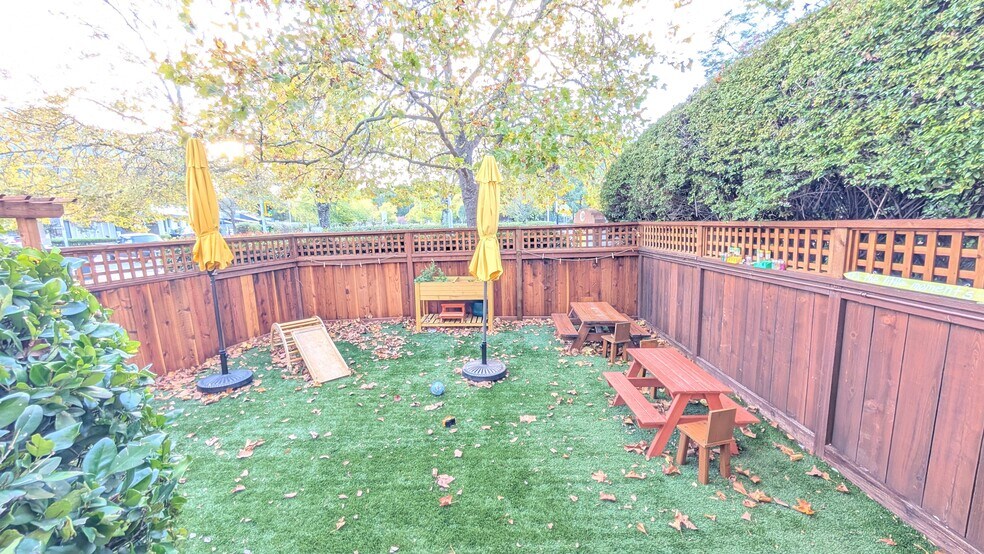 More Photos Of 802 College Ave, Kentfield Office For Sale