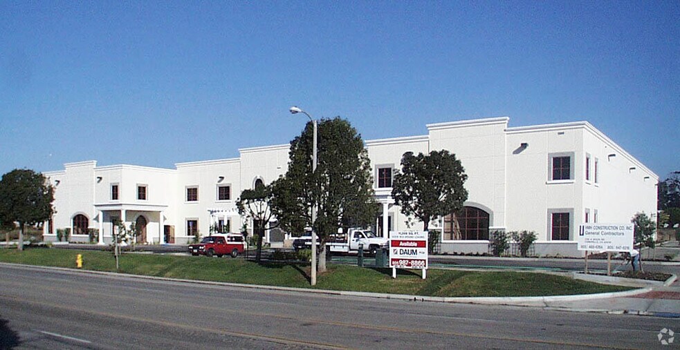 More Photos Of 1300 Pacific Ave, Oxnard Warehouse For Lease