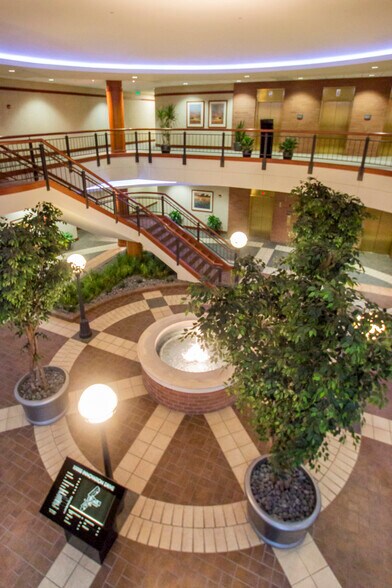 More Photos Of 10000 Innovation Dr, Wauwatosa Office For Lease