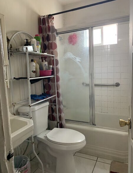 More Photos Of 10849 Carmenita Rd, Whittier Apartments For Sale