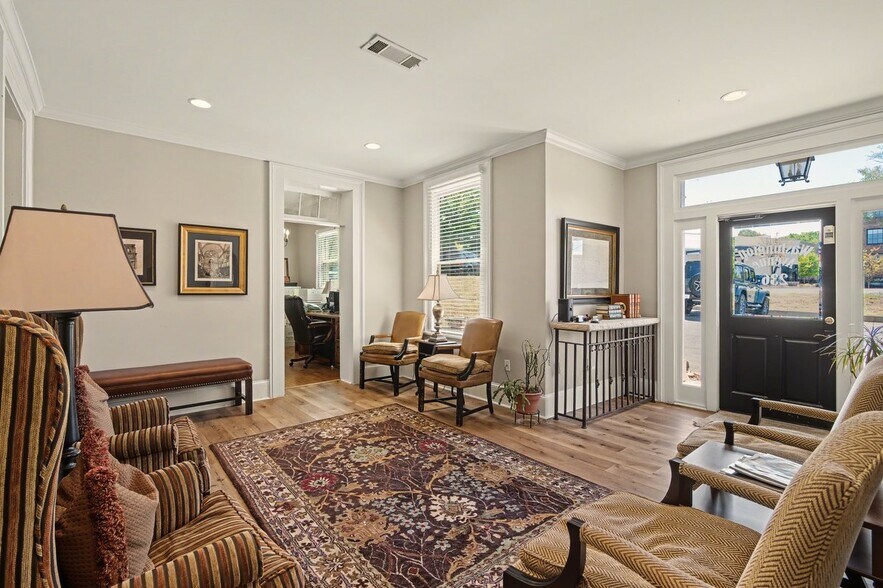 More Photos Of 236 Washington Ave, Marietta Office Residential For Sale