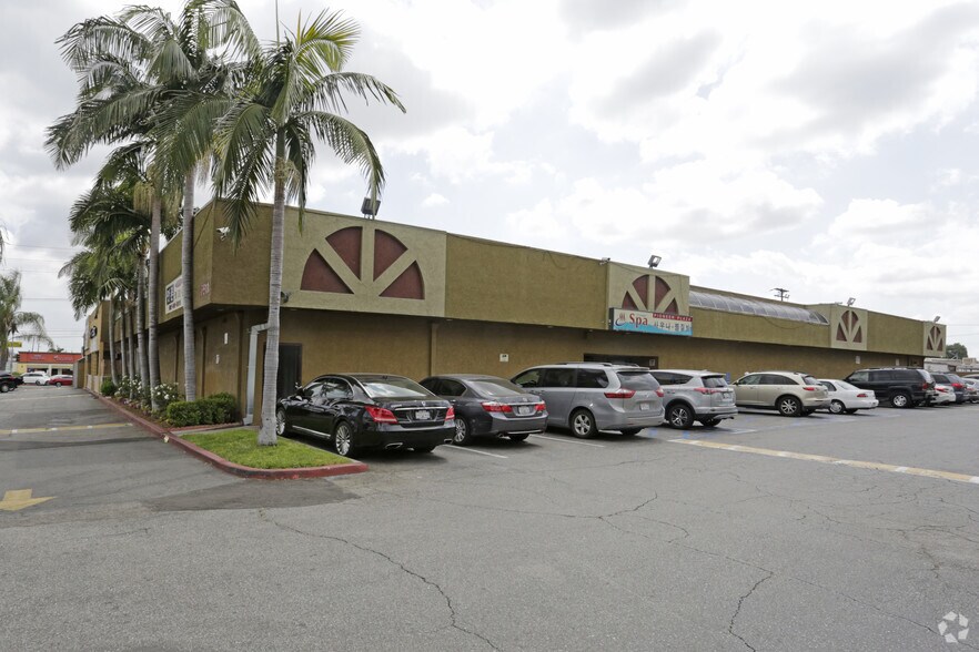 More Photos Of 16441 Pioneer Blvd, Norwalk Unknown For Lease