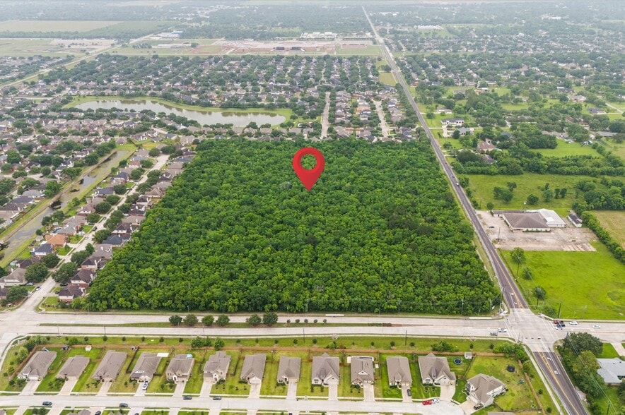 More Photos Of 4835 Magnolia Parkway, Pearland Land For Sale