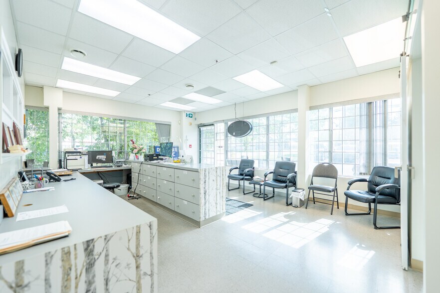 More Photos Of 3160 Parsons Rd NW, Edmonton Office Residential For Sale