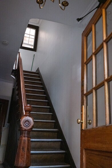 More Photos Of 2144 45th Rd, Long Island City Multifamily For Sale