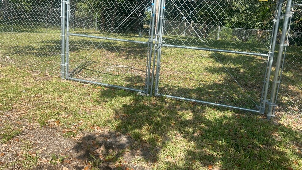 More Photos Of 2551 SW 36th St, Dania Beach Land For Sale
