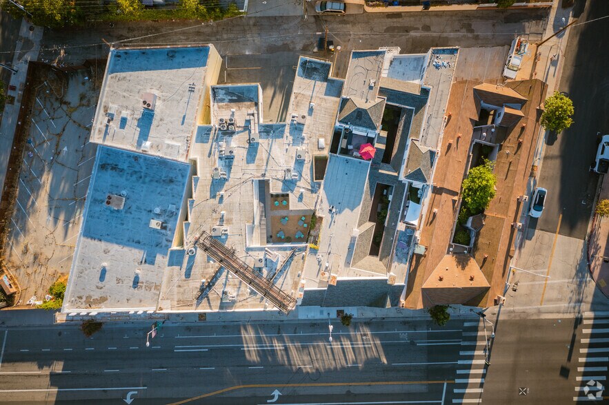 More Photos Of 1312-1316 Westwood Blvd, Los Angeles Research And Development For Sale