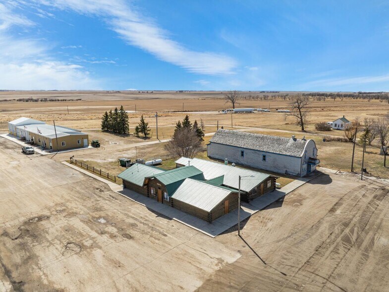 More Photos Of 213 Main St, Antler Restaurant For Sale