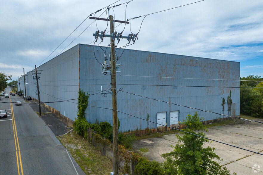 More Photos Of 540 N Laurel St, Bridgeton Warehouse For Lease