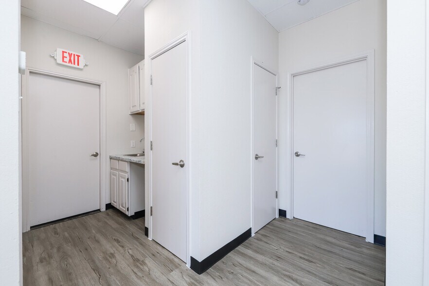 More Photos Of 14415 Import Rd, Laredo Warehouse For Sale