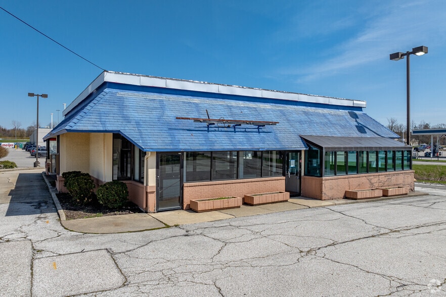 More Photos Of 7677 Broadview Rd, Seven Hills Fast Food For Sale