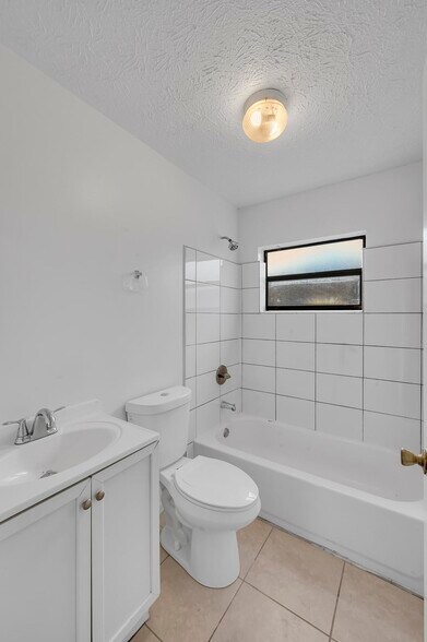 More Photos Of 1702 Avenue L, Fort Pierce Apartments For Sale