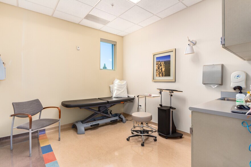 More Photos Of 3090 N 3rd Ave, Phoenix Medical For Sale