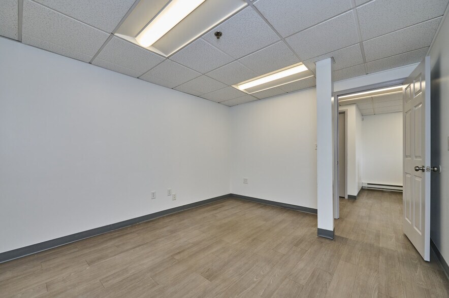 More Photos Of 1 Melvin unit C St, Wakefield Industrial For Lease