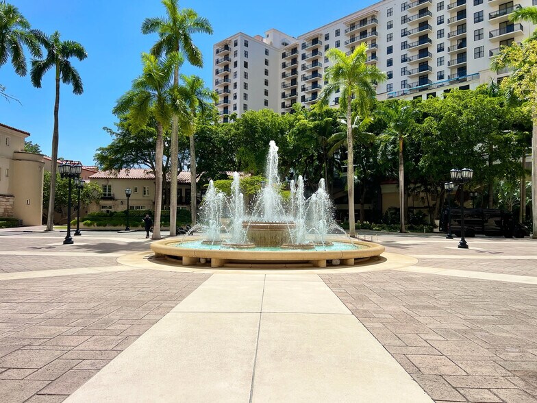 More Photos Of 800 S Douglas Rd, Coral Gables Office For Lease