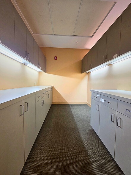 More Photos Of 1660 17th St, Denver Office Residential For Sale