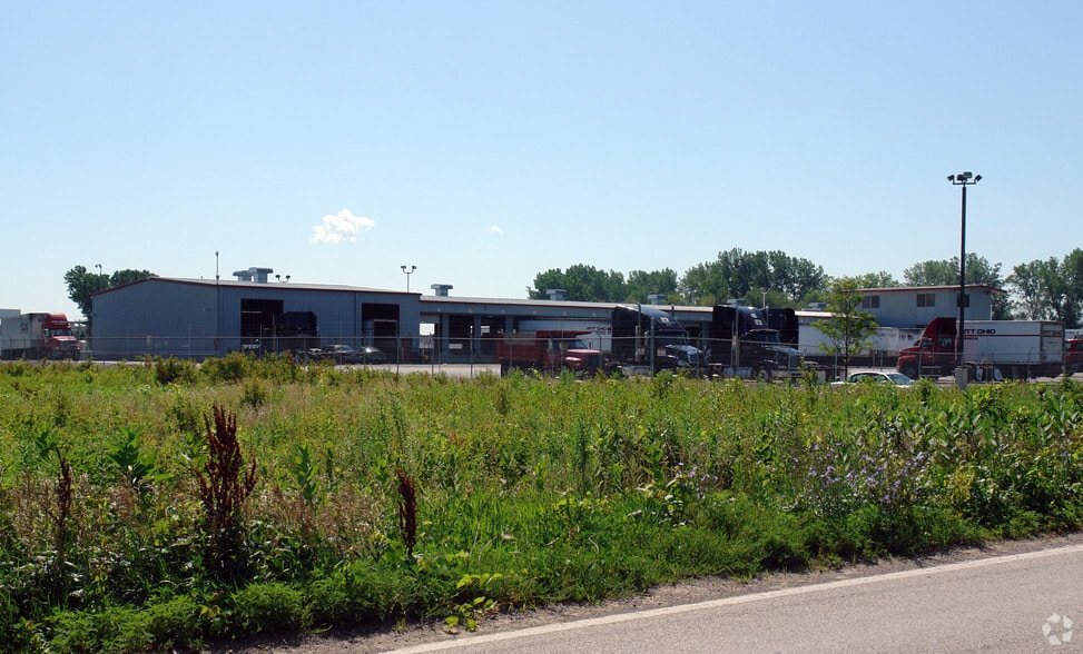 More Photos Of 5200 Stickney Ave, Toledo Truck Terminal For Lease