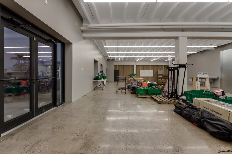 More Photos Of 1124 Hammond Ave, Rice Lake Freestanding For Lease