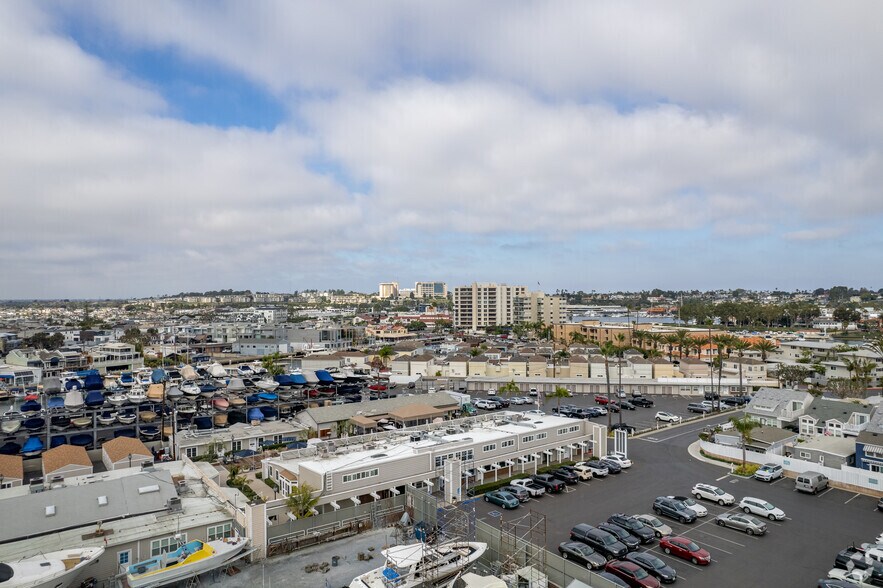 More Photos Of 201 Shipyard Way, Newport Beach Loft Creative Space For Lease