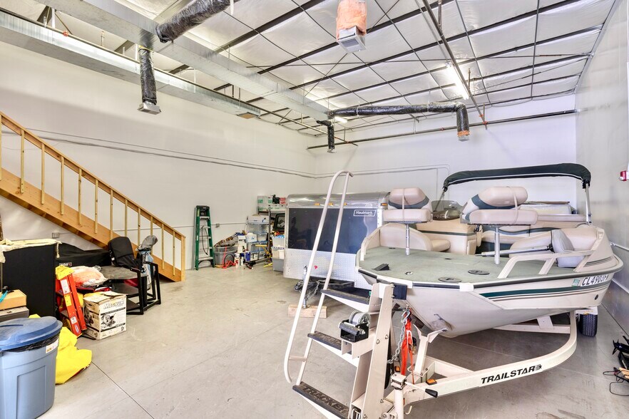 More Photos Of 9903 Titan Ct, Littleton Warehouse For Lease