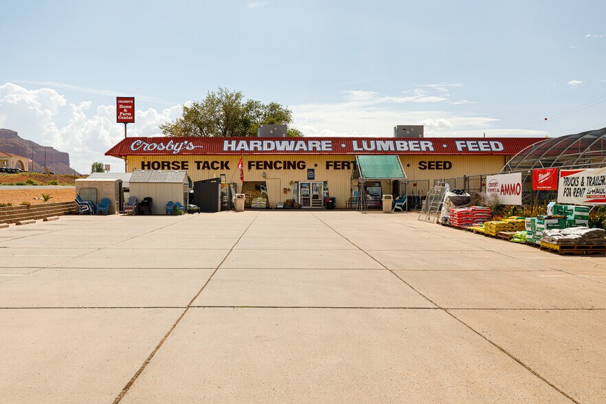 More Photos Of 723 E Highway 89, Kanab Storefront Retail Office For Sale
