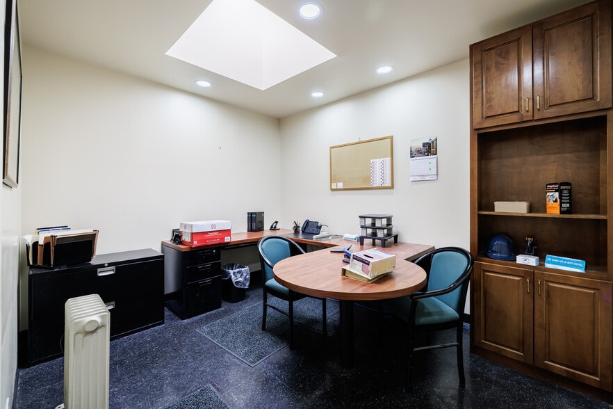 More Photos Of 100 Pixley Industrial Pky, Rochester Manufacturing For Sale
