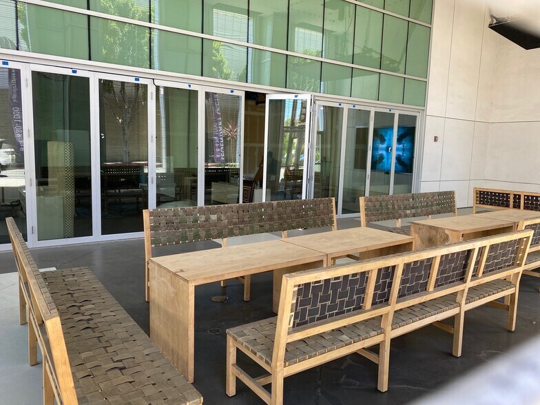 More Photos Of 300 N Central Ave, Glendale Multifamily For Sale