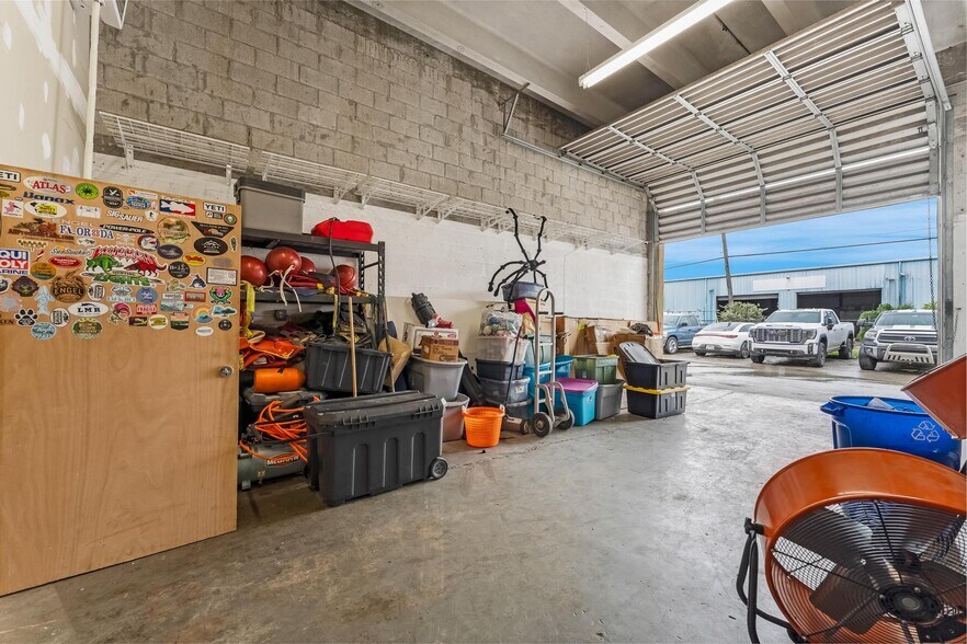 More Photos Of 2201-2227 SW 57th Ave, West Park Warehouse For Sale