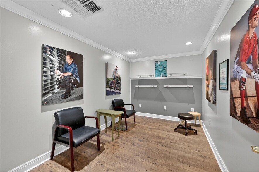 More Photos Of 7 W Main St, Apopka Office For Sale