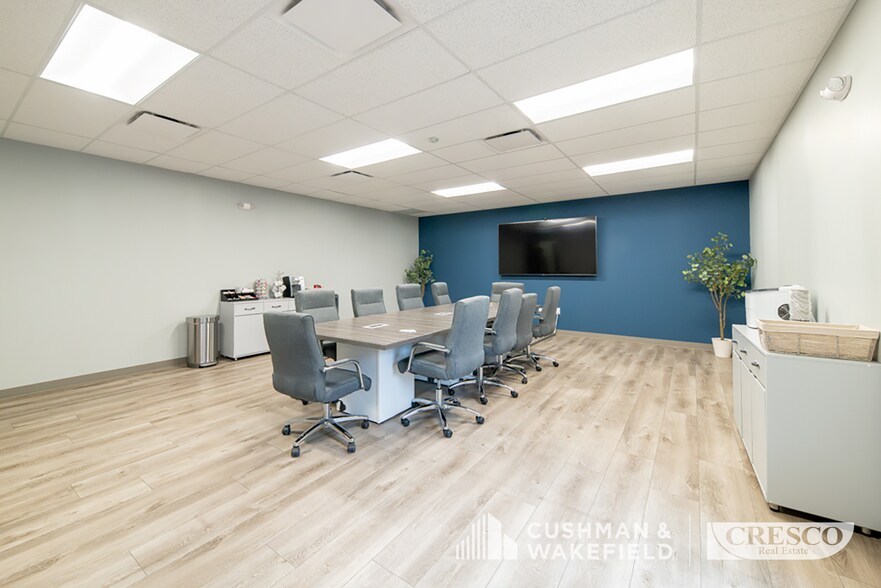 More Photos Of 10617 Cedar Ave, Cleveland Warehouse For Sale