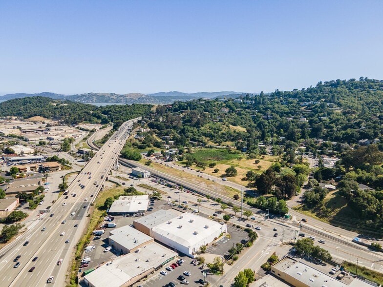 More Photos Of 869 W Francisco Blvd, San Rafael Freestanding For Lease