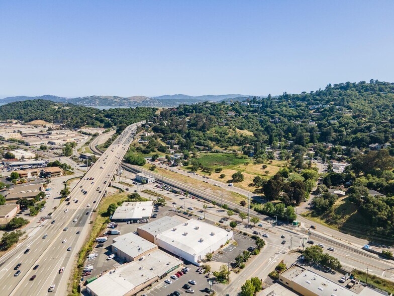 More Photos Of 869 W Francisco Blvd, San Rafael Freestanding For Lease