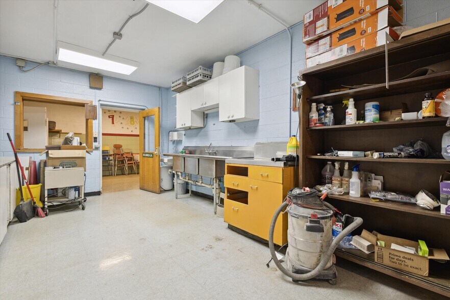 More Photos Of 502 Claremont St, Buchanan Schools For Sale