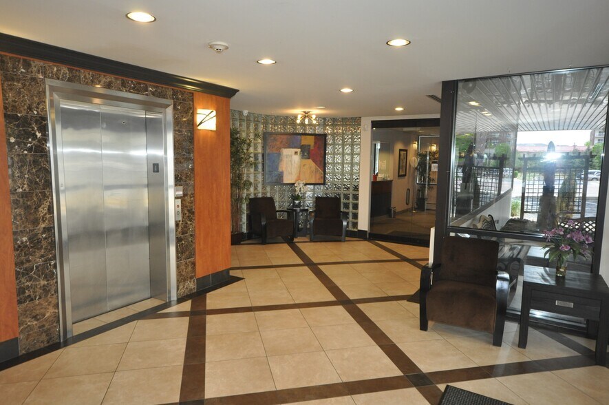 More Photos Of 2675 S Abilene St, Aurora Office For Lease