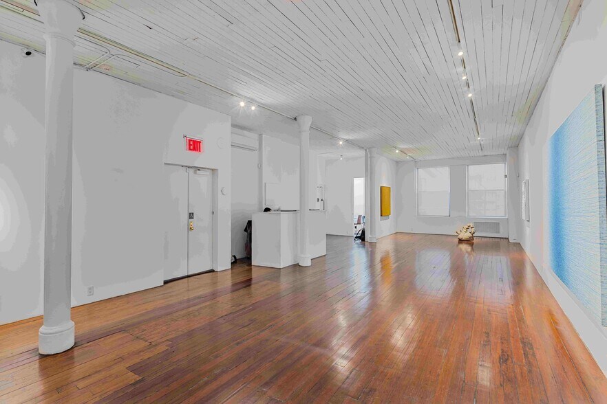 More Photos Of 108 E 16th St, New York Loft Creative Space For Sale