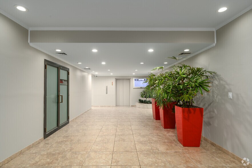 More Photos Of 540 Pennsylvania Ave, Fort Washington Office For Lease