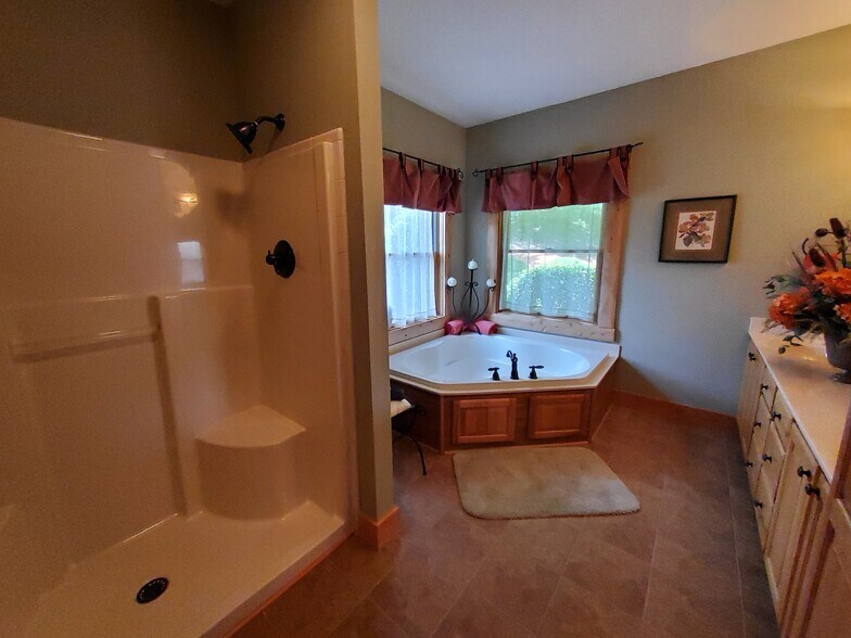 More Photos Of 1795 NC 108 Hwy E, Columbus Office For Sale