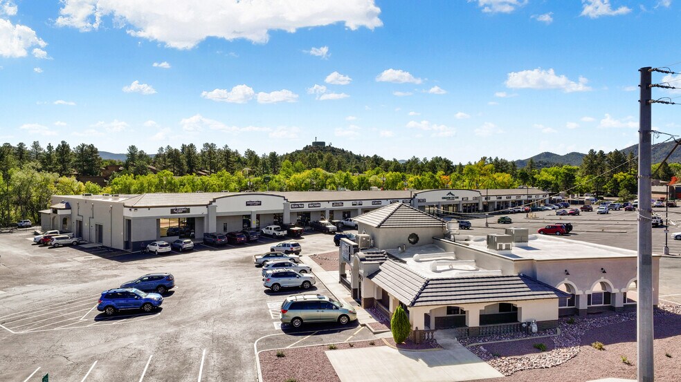 More Photos Of 1459-1523 W Gurley St, Prescott Unknown For Lease